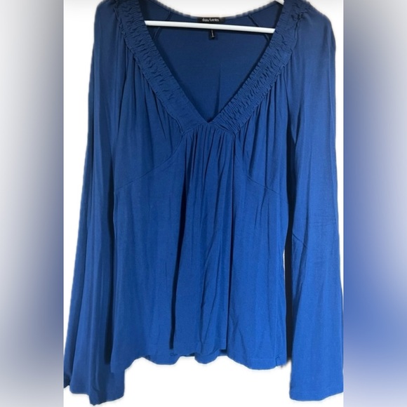 Blue Ruched V-Neck Blouse with Long Sleeves. Women’s size Large - Picture 1 of 5